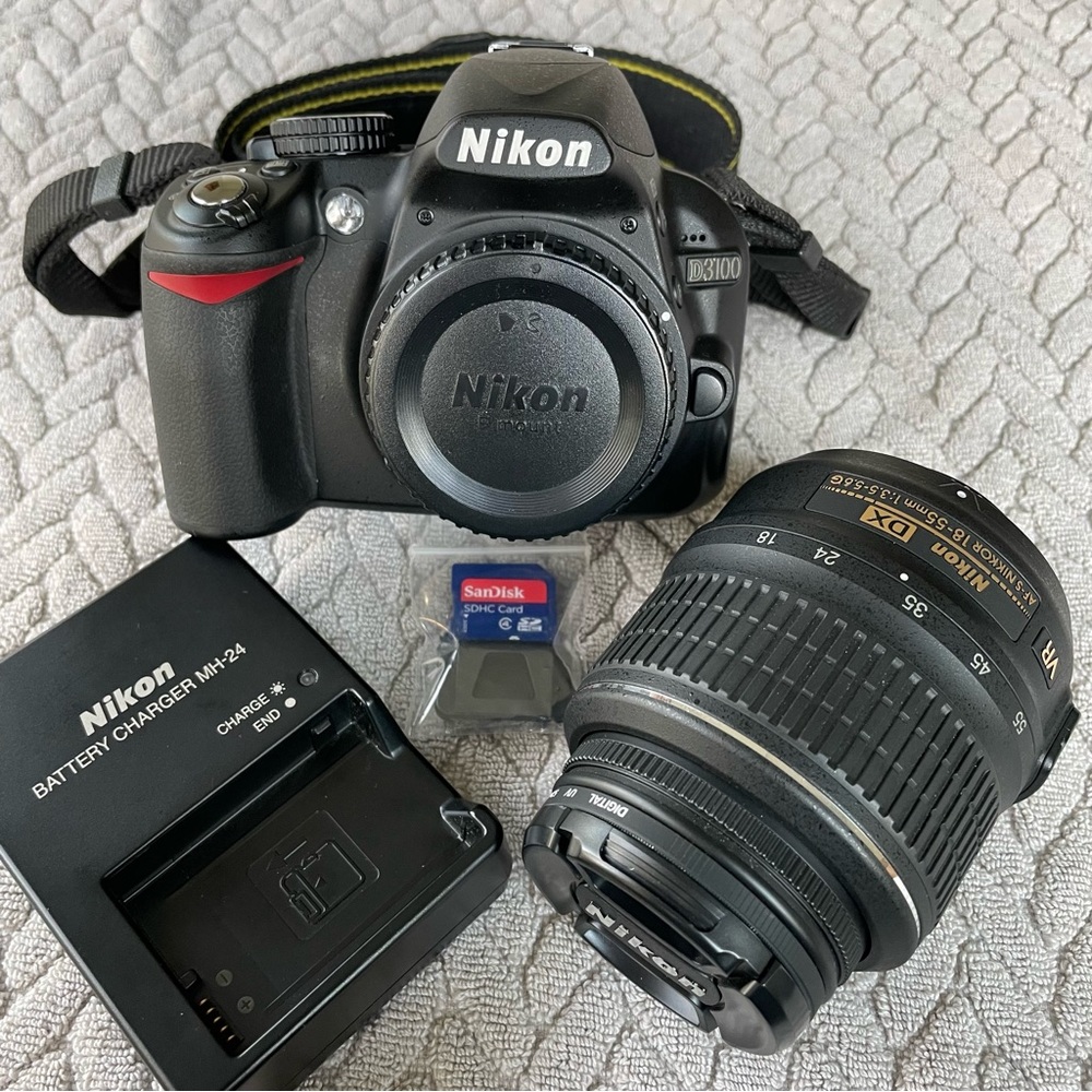Nikon D3100, Nikon AF-S DX Nikkor 18-55mm f/3.5-5.6G VR Lens, Battery/Charger…